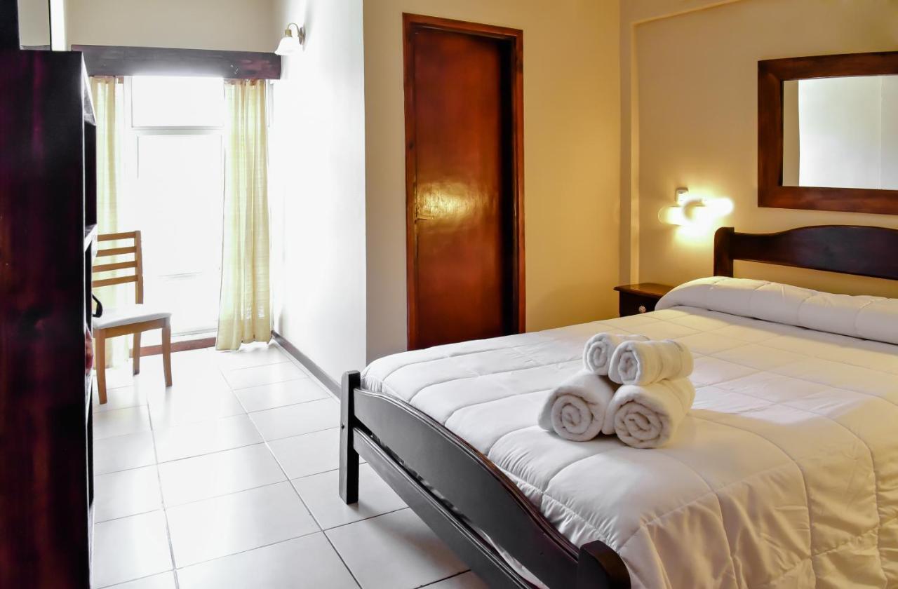 טנדיל Hotel El Paraiso De La Sierra מראה חיצוני תמונה