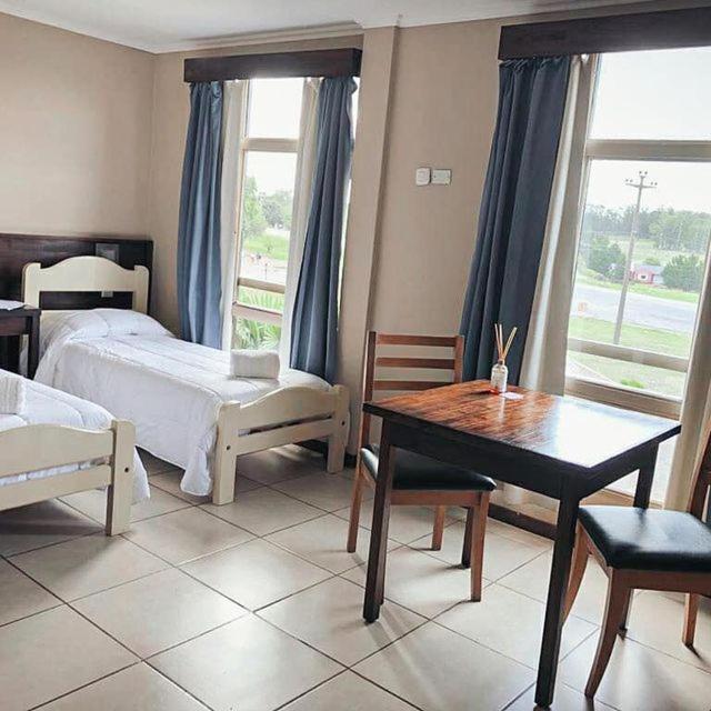 טנדיל Hotel El Paraiso De La Sierra מראה חיצוני תמונה
